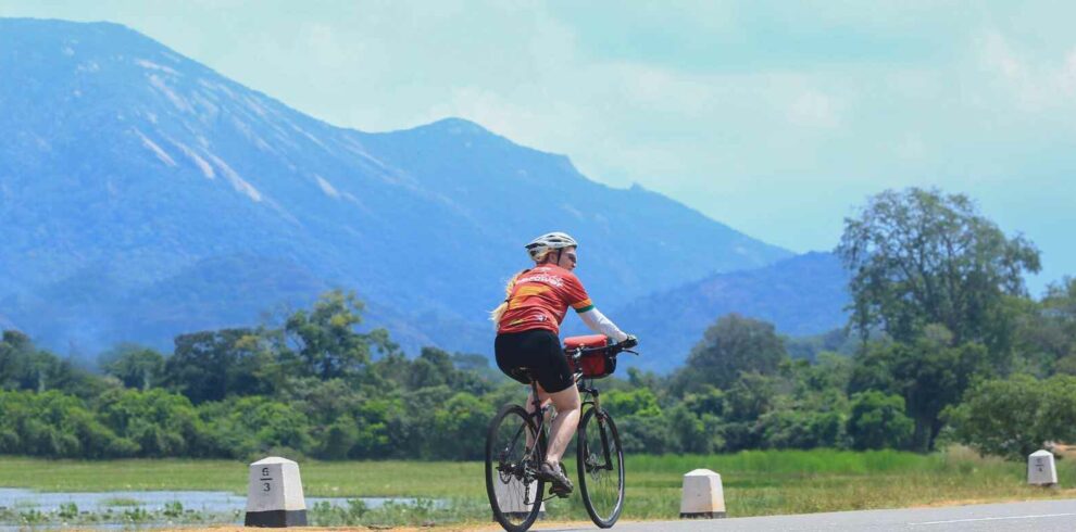 Cycling tour in Sri Lanka